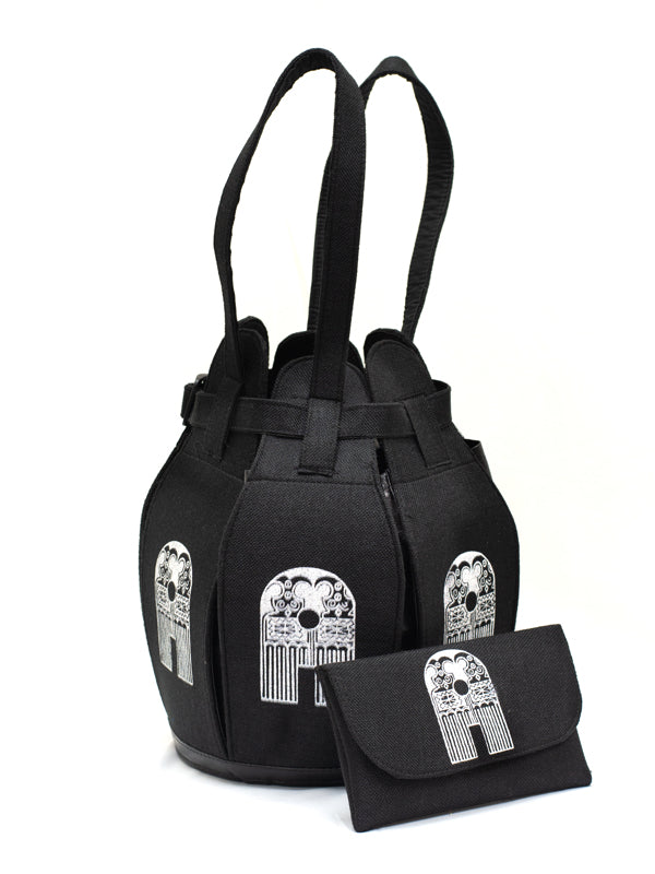Black with White Comb Design Guard Bag
