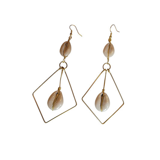 Diamond Shaped Brass W/ 2 Cowrie Shells