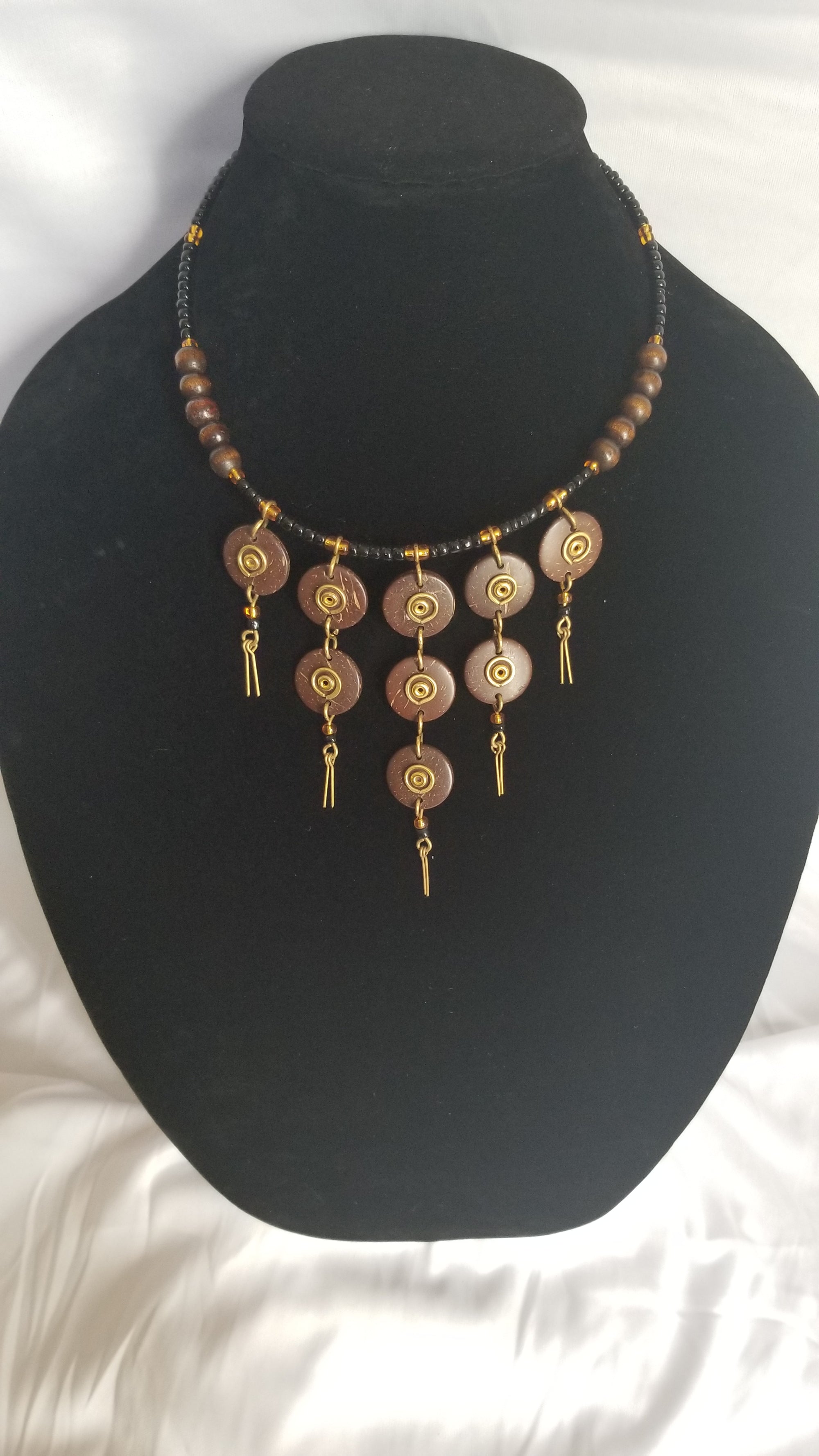 Small Brown Coconut Necklace